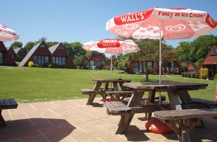 Clifftop Chalet With Pool Deal Esterno foto